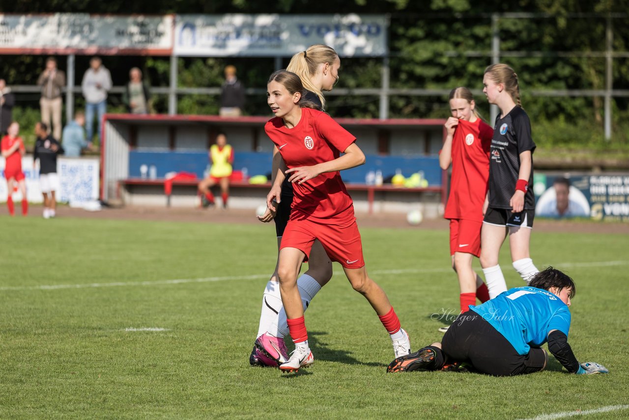 Bild 273 - wCJ VfL Pinneberg - Eimsbuetteler TV : Ergebnis: 0:5